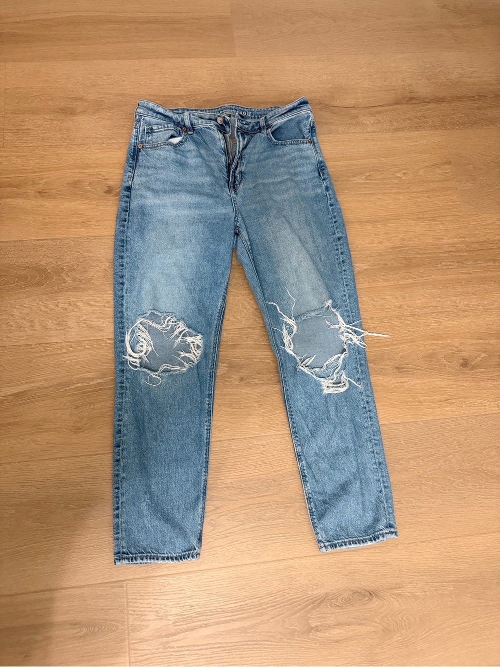 American Eagle Outfitters Straight Leg Light Blue Ripped Jeans